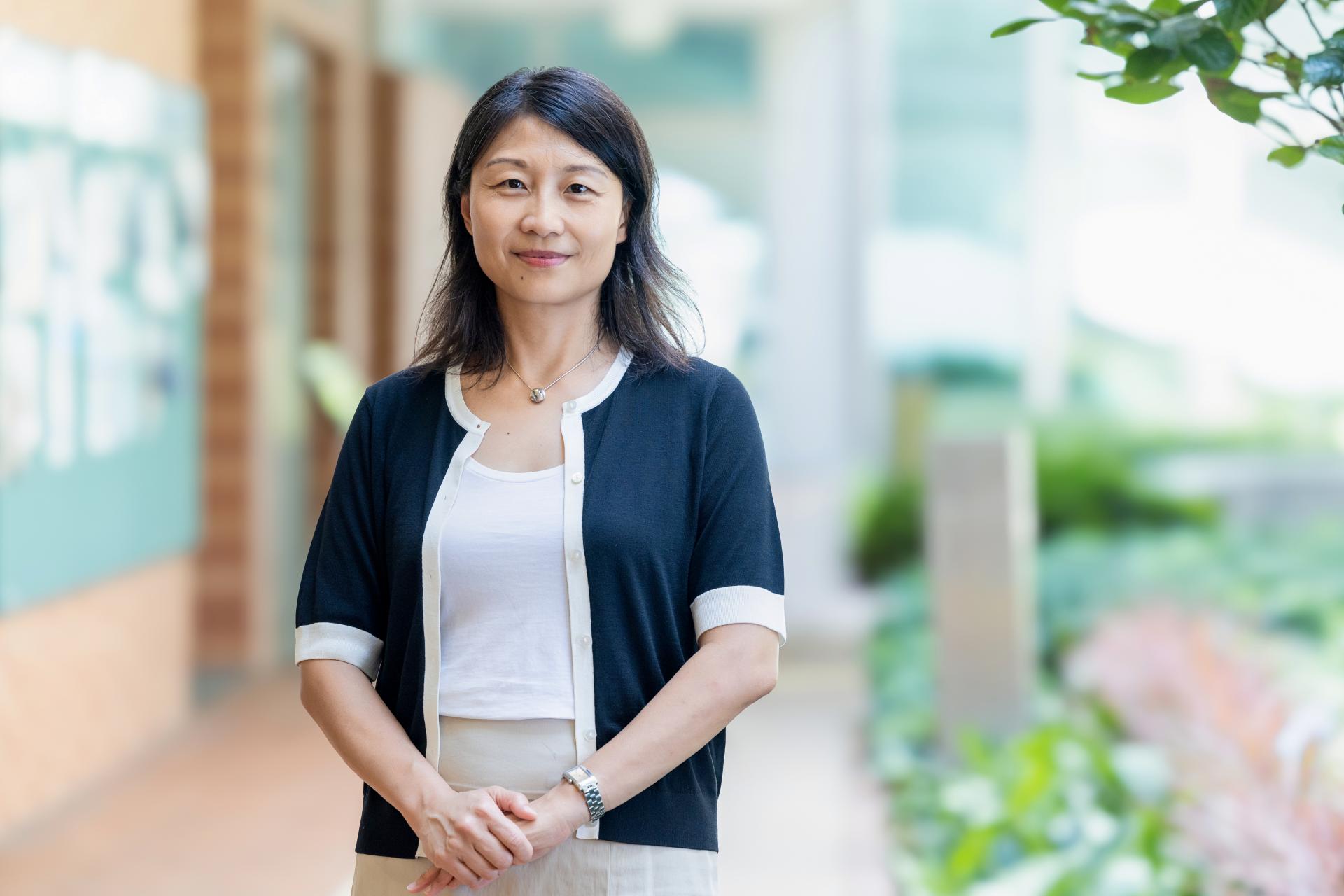 Ms. Bonnie LEUNG
