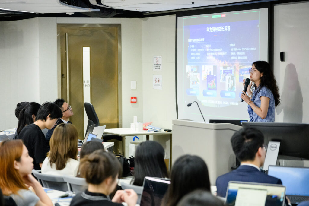 20251013-GZ9_1010