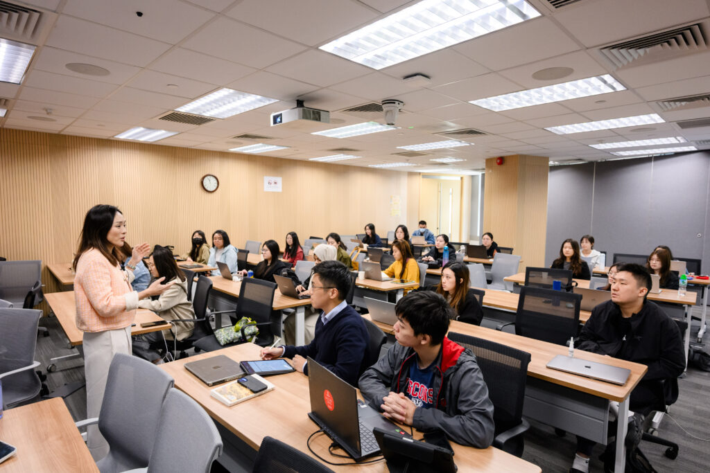 20251127_HKU_0568
